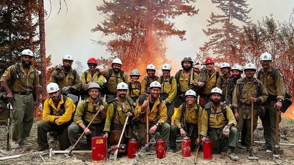 Wildland Fire Fighter group photo